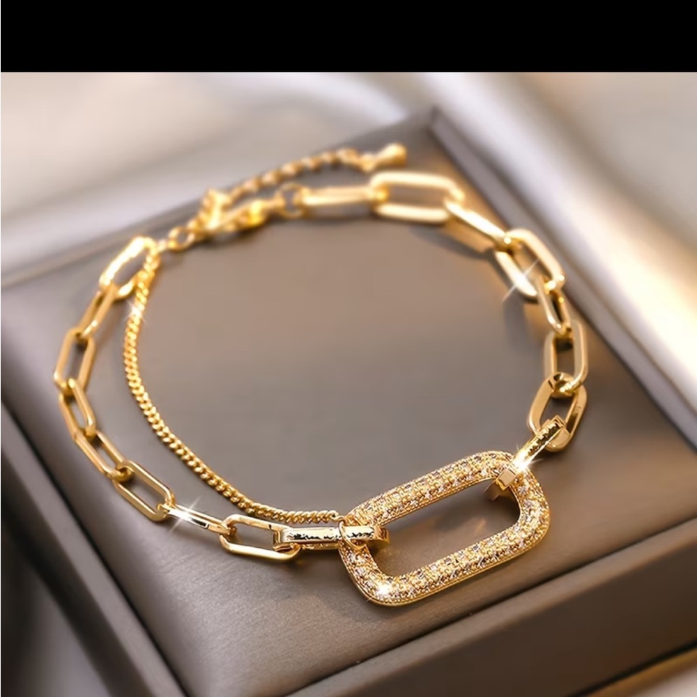Gold Plated Sparkling Pavé Oval Link Layered Bracelet 9”